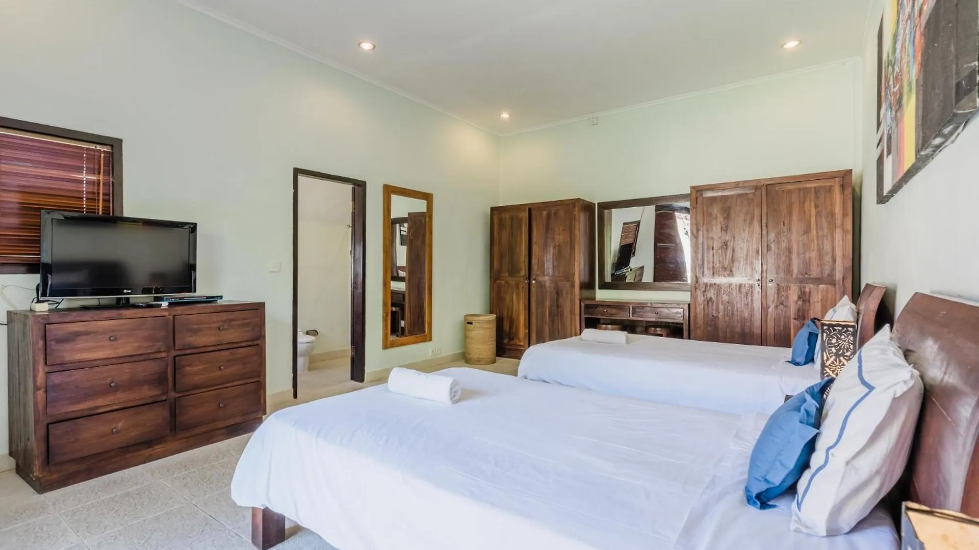 Villa Vista 3 Seminyak