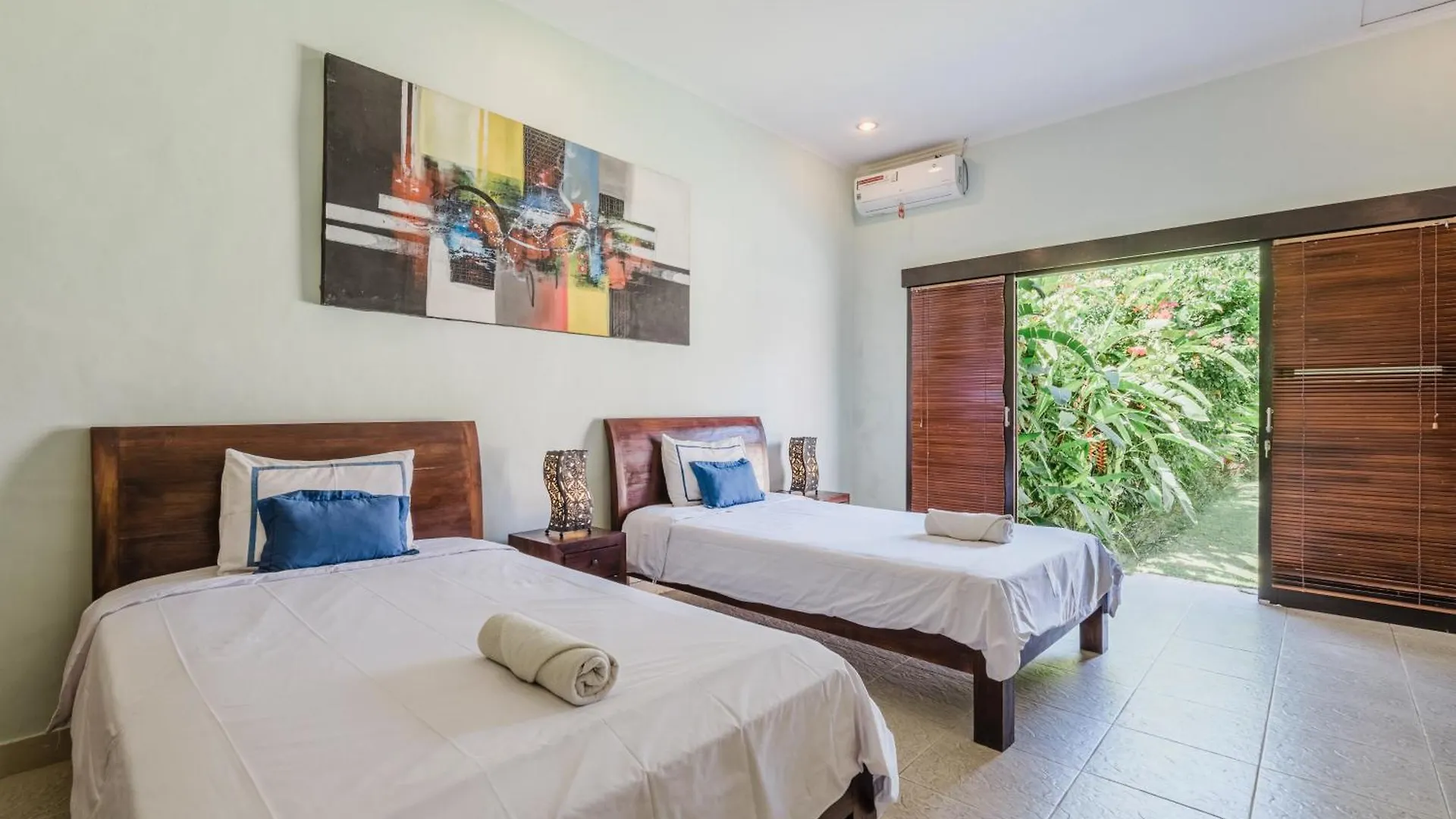Villa Vista 3 Seminyak
